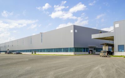 Galpões Logísticos Classe A+: As especificações técnicas indispensáveis para centros de distribuição modernos
